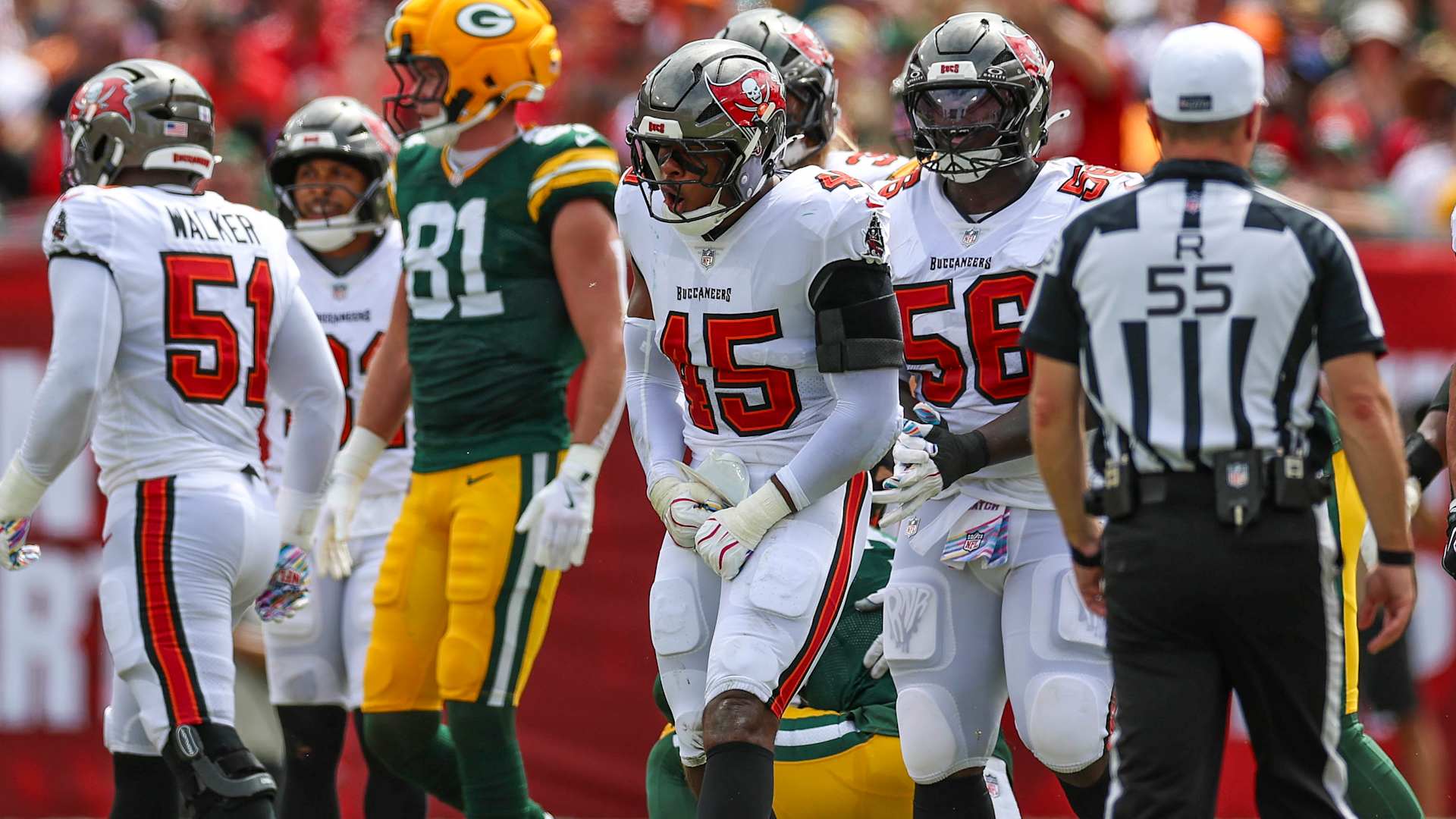 Buccaneers lose to Green Bay Packers 14-17