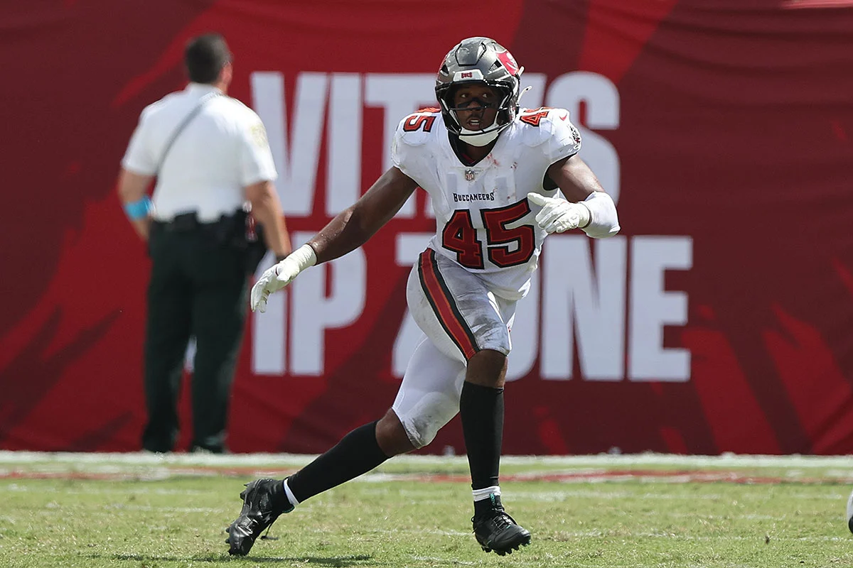 Josiah Trotter misses a second straight practice with a sore shoulder